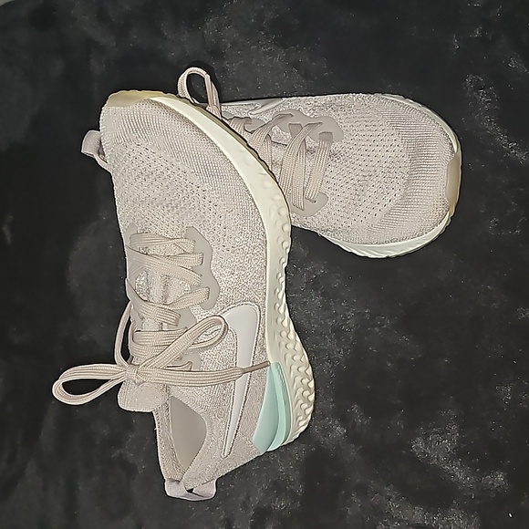 Nike Epic React - Picture 2 of 7